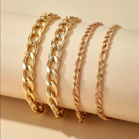Jewelry - 4pc Gold Simple Chain Bracelets